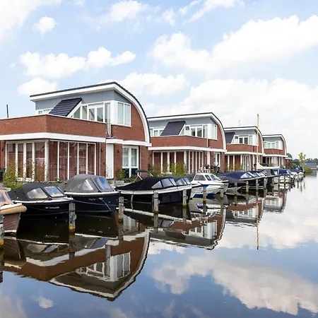 Modern Waterfront Retreat * Uitgeest